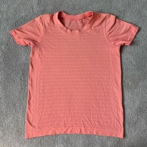 Lululemon breeze by short sleeve tee 4